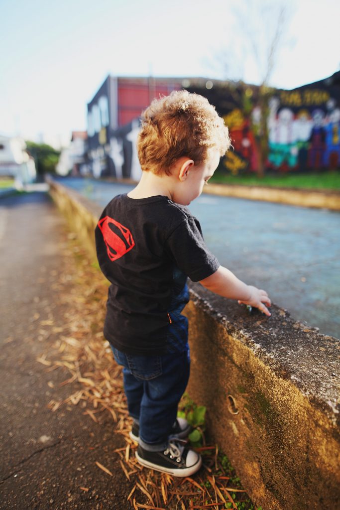 kids learning to walk show resilience